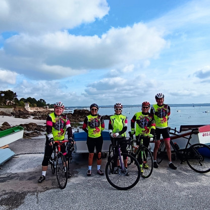 Sortie vélo du 1er Mai 2026 - Petite pause photos à la cale de Beg Meil