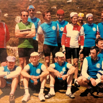 Rétrospective 1986/1987 - Beau groupe des années 1980
À vous de me dire qui sont ces jeunes cyclistes